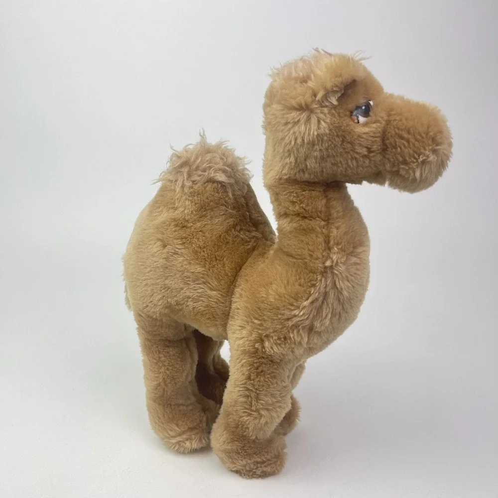 Vintage Dakin Camel Plush‎ Stuffed Toy Standing Animal 1983 Tan Light Brown